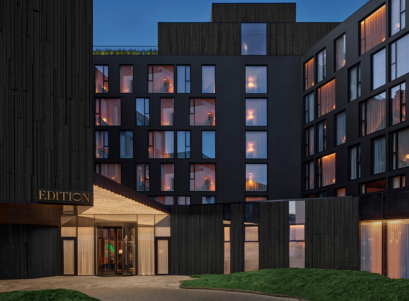 Explore the Northern Lights this winter